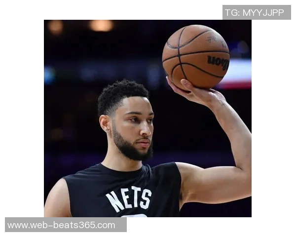 西蒙斯强调高强度防守是绿军标准努力融入球队防守体系 西蒙斯强调高强度防守是绿军标准努力融入球队防守体系