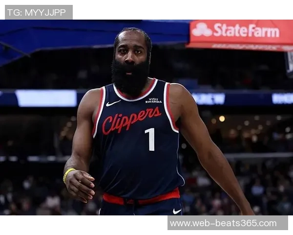 快船需理清轮换以助哈登保持开季进攻状态 快船需理清轮换以助哈登保持开季进攻状态