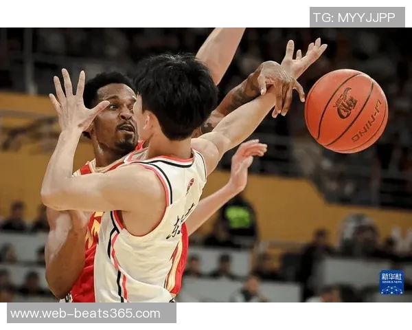 布朗激活替补阵容文班少远投米罗篮板技能点满助力球队胜利