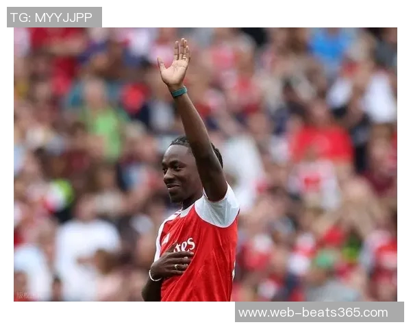 阿森纳官方宣布埃泽对热刺的精彩兜射当选11月最佳进球