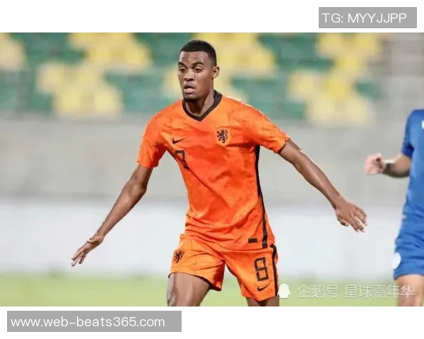 19岁荷兰中场斯米特要价6000万欧吸引皇马巴萨拜仁等豪门关注