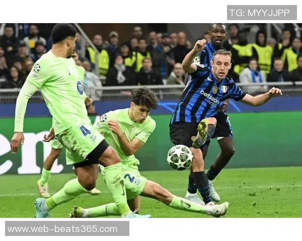 埃弗顿追求多夫比克那不勒斯米兰科莫同样表达兴趣