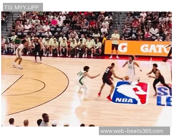 主场迎战绿军哈克斯和米切尔缺席球队面临挑战